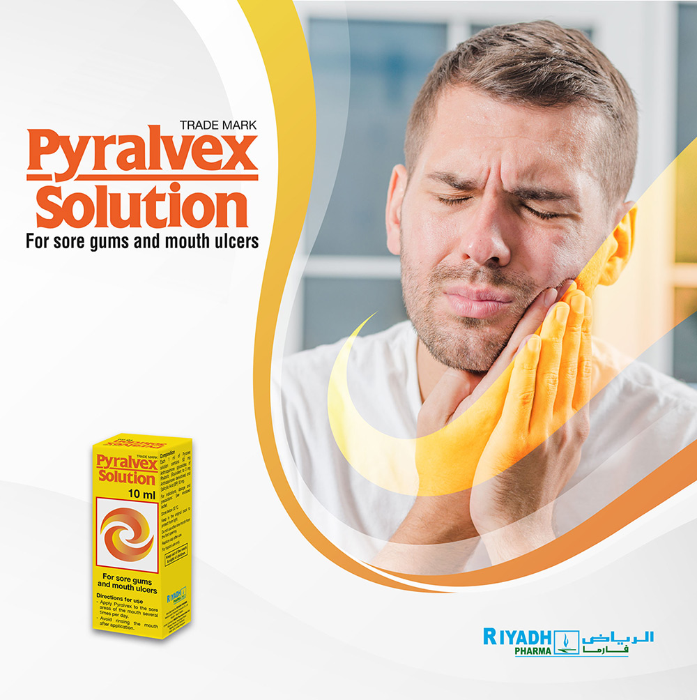Pyralvex Oral Solution 10ml – Soothing Mouth & Gum Solution with Rhubarb Extract & Salicylic Acid, for the Relief of Mouth Ulcers, Sore Gums & Denture Discomfort, With Brush Applicator